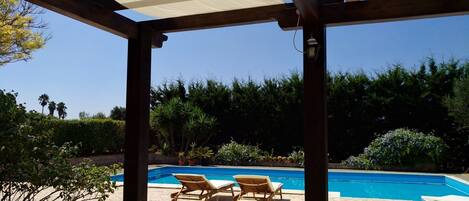 Seasonal outdoor pool