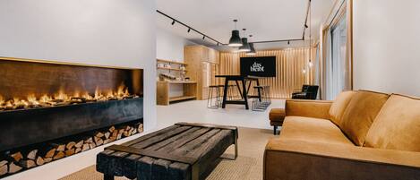 Coin salon dans le hall