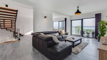 Smart TV 50 pulgadas con canales de televisión vía satélite, televisión