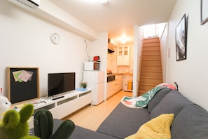 House, 2 Bedrooms | Living area | Flat-screen TV - Matsuyamachi House (Osaka)
