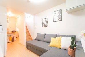 House, 2 Bedrooms | Living area | Flat-screen TV - Matsuyamachi House (Osaka)