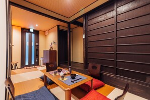 House, 1 Bedroom | Living room | Flat-screen TV - Local stay in Namba (Osaka)