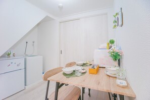 Casa, 2 quartos | Opções para refeição no quarto