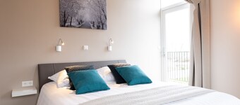 Ruyge Weyde Logies -The Farmer's Daughter