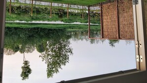 Land view from property - Ruyge Weyde Logies -The Farmer's Daughter (Oudewater)