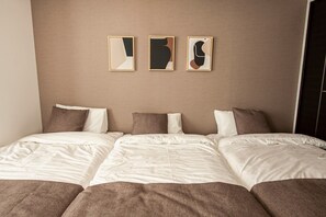 2 chambres, bureau, Wi-Fi gratuit, draps fournis