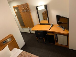 1 dormitorio, escritorio, wifi gratis y ropa de cama