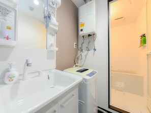 Hair dryer, towels - 2073SapporoSusukinoUp to 4pplHome Wifi - Room 302 Sun Court Minami 6 Ichibankan / Sapporo Hokkaidō (Sapporo)