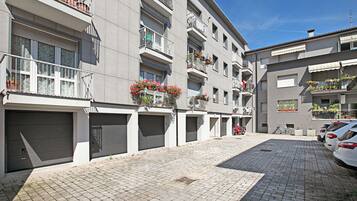 Family Apartment, Multiple Bedrooms (Breath of Lake Garda Apartment) | Bahagian luar