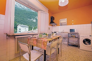 Family Apartment, Multiple Bedrooms (Breath of Lake Garda Apartment) | Dining - Breath of Lake Garda Apartment (Riva del Garda)