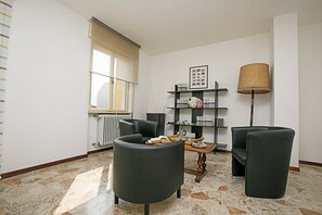 Interior - Breath of Lake Garda Apartment (Riva del Garda)