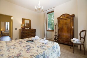 Family Apartment, Multiple Bedrooms (Appartamento Città Riva) | 2 bedrooms, iron/ironing board, WiFi, bed sheets - Appartamento Città Riva (Riva del Garda)