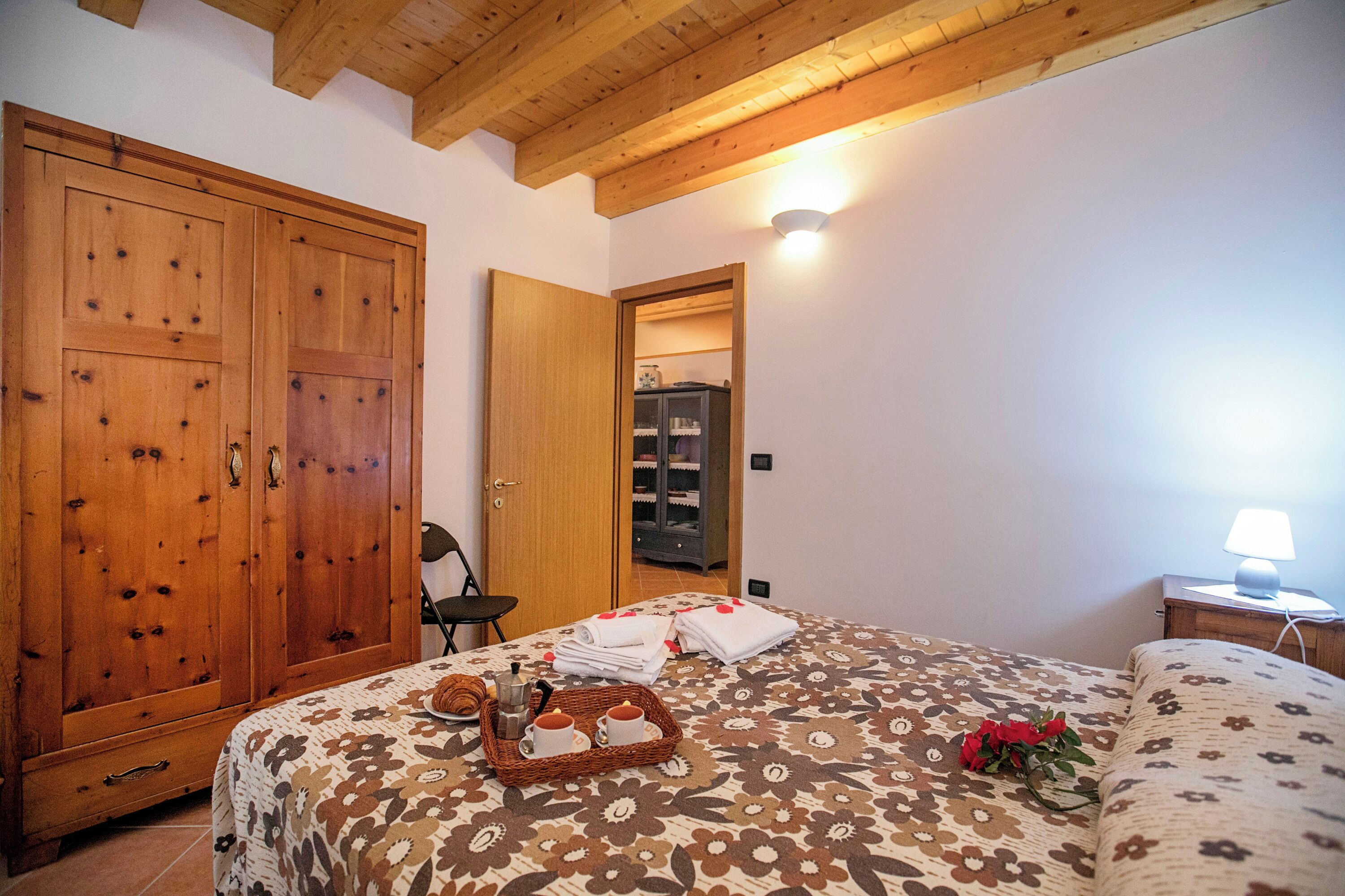 Family Apartment, Multiple Bedrooms (Appartamento Centro Storico Riva) | 1 bedroom, iron/ironing board, free WiFi, bed sheets