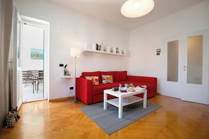 Apartamento família, vários quartos (Casa Andreas & Corinna) | Área de estar | TV de tela plana