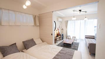 2 bedrooms, desk, free WiFi, bed sheets