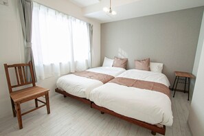 2 bedrooms, desk, free WiFi, bed sheets