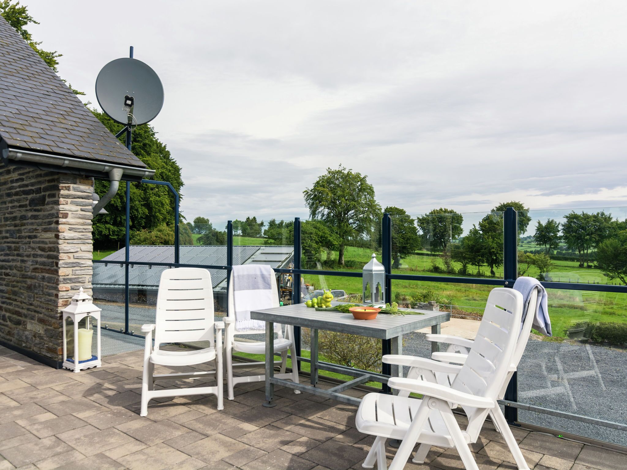 Villa | Balcony