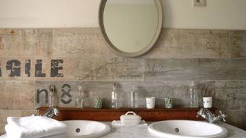 Cottage | Phòng tắm