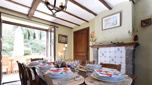 Dining - Rustic Holiday Home in Septon With Private Garden (Durbuy)