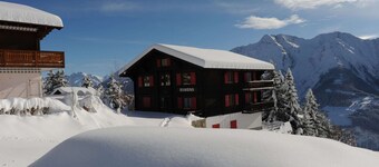 Comfy Apartment in Riederalp With Balcony