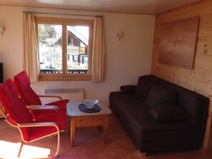 Living room - Comfy Apartment in Riederalp With Balcony (Riederalp)