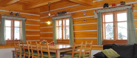 House | Dining
