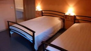 Cottage | 10 kamar tidur dan dilengkapi dengan perabotan berbeda-beda