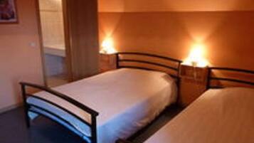 Casa de campo | 10 quartos, individualmente mobiliados, roupa de cama