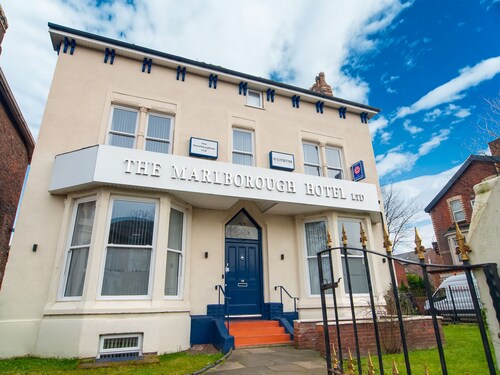 Captivating Apartment for 2 near Anfield Stadium