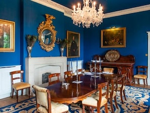 Dining - Lavish Holiday Home in Worcestershire with Hot Tub (Stourport-on-Severn)