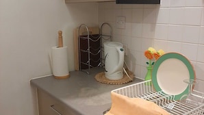 Apartment | Private kitchen - Endearing Apartment in London near Thames River (London)