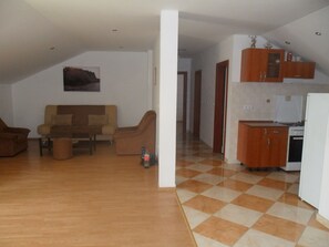 Apartment | Living area - Apartment in Dubrovni With Garden (Dubrovnik)