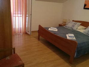 Appartement | 2 chambres, ameublement unique, literie fournie