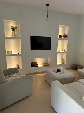 Villa | Exterior - Villa in Afionas With Private Pool (Corfu)
