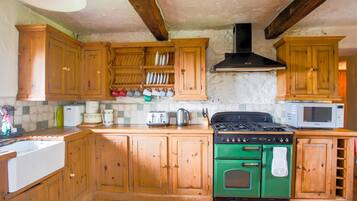 Fridge, highchair