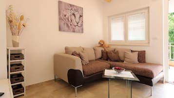 Apartment | Living area