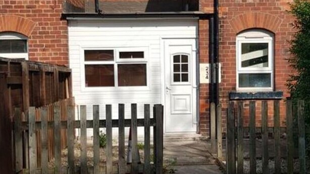 Exterior - Lovely Holiday Home in Leeds near Roundhay Park (Leeds)