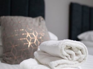 2 bedrooms