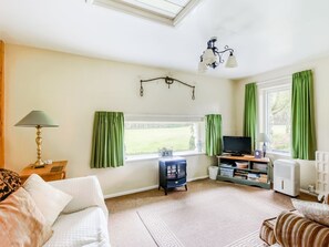 Living area - Holiday Home in Ceredigion Near Sea Beach (Llanon)