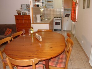 House | Dining