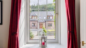 Unclassified image, 4 of 31, button - Quaint Holiday Home in Inverurie near Castle Fraser (Inverurie)