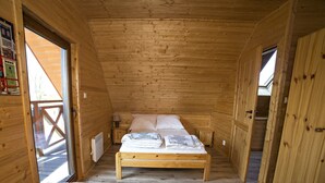 House | Room amenity - Lovely House Overlooking the Lake, Near the Sea, Ideal for 9 People (Mielno)