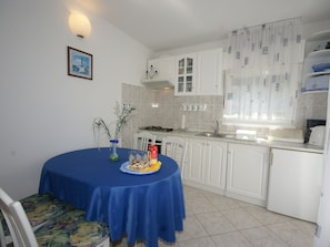 Apartment | Private kitchen