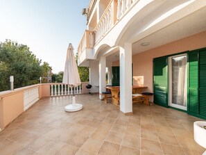Balcony - Two Modern Ground Floor Apartments With Private Terrace Near the Beach (Zadar)