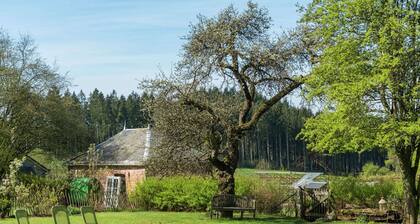 Bievre Forest-edge Retreat