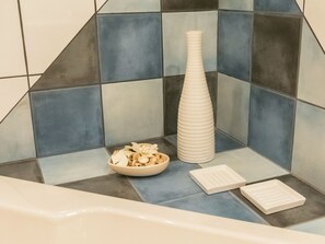 Bathroom - Fascinating Apartment in Sensenruth With Garden (Bouillon)