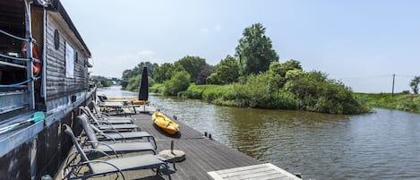 Asuntovaunu | Parveke