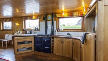 Mobile Home | Private kitchen | High chair