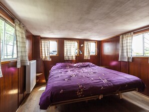 Casa móvil | 5 dormitorios, mobiliario individual, ropa de cama