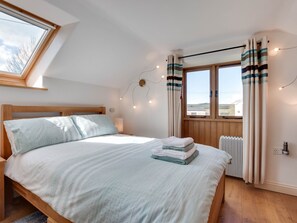 1 bedroom, individually furnished, bed sheets - Romantic Holiday Home in Croyde near Beach (Braunton)